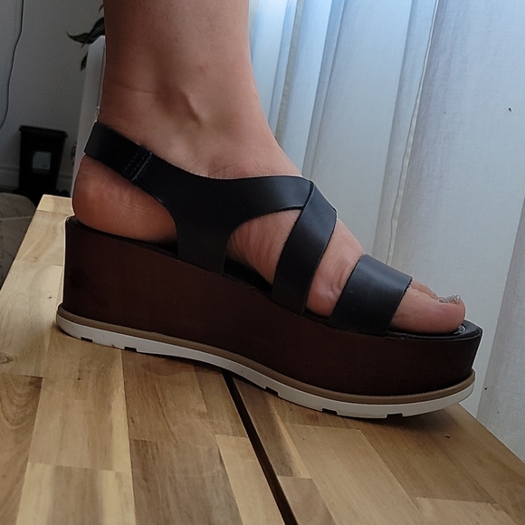 Miz Mooz black leather platform wedges-size 10 - Picture 1 of 10